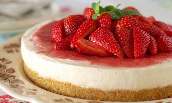 Resultado de imagen de imagen de tarta de queso y fresas